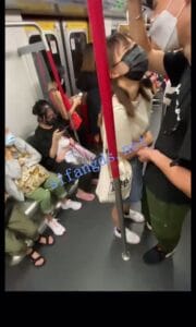 【1597系列CD】26-27地铁大神男友面前CD牛仔裙小姐姐丁字裤