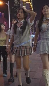 (BC-B-219)丁字裤6部合辑..牛仔裙美女疑似无内..外纯内骚jk